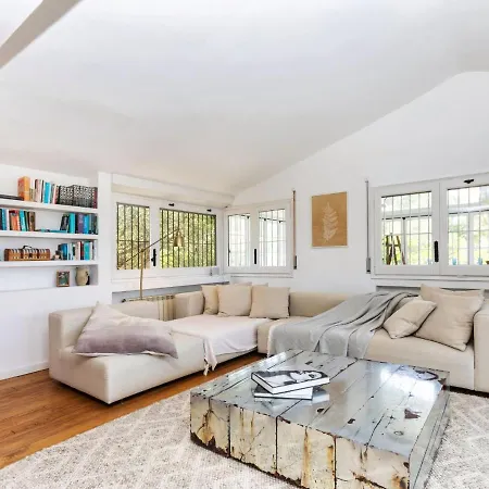 Casa Blue Art By Interhome Pals